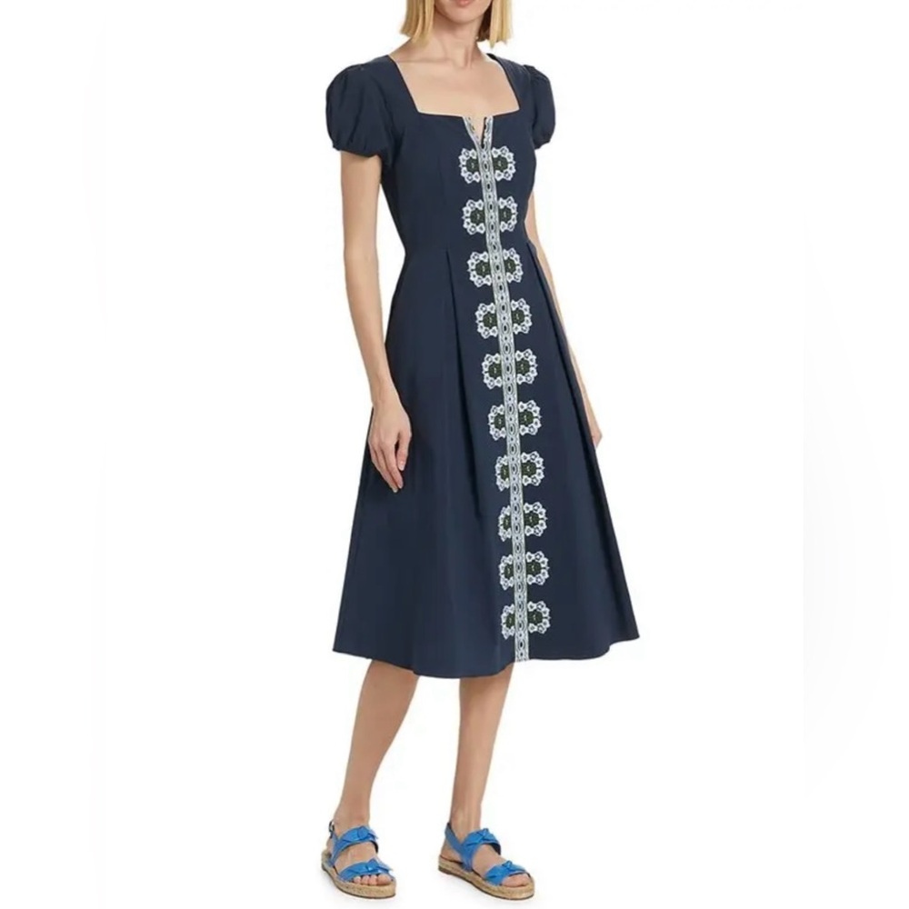ELIE TAHARI The Faye Pleated Floral-Embroidered Midi Dress - Picture 4 of 16